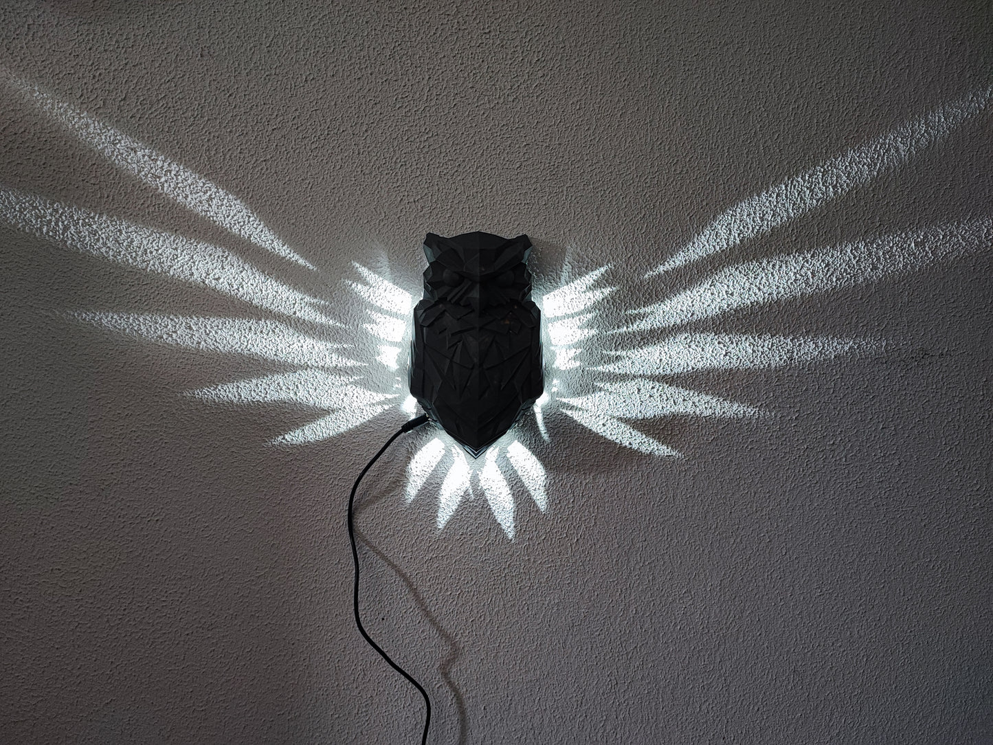 Weisheit des Lichts – 3D-Wandlampe "Eule"