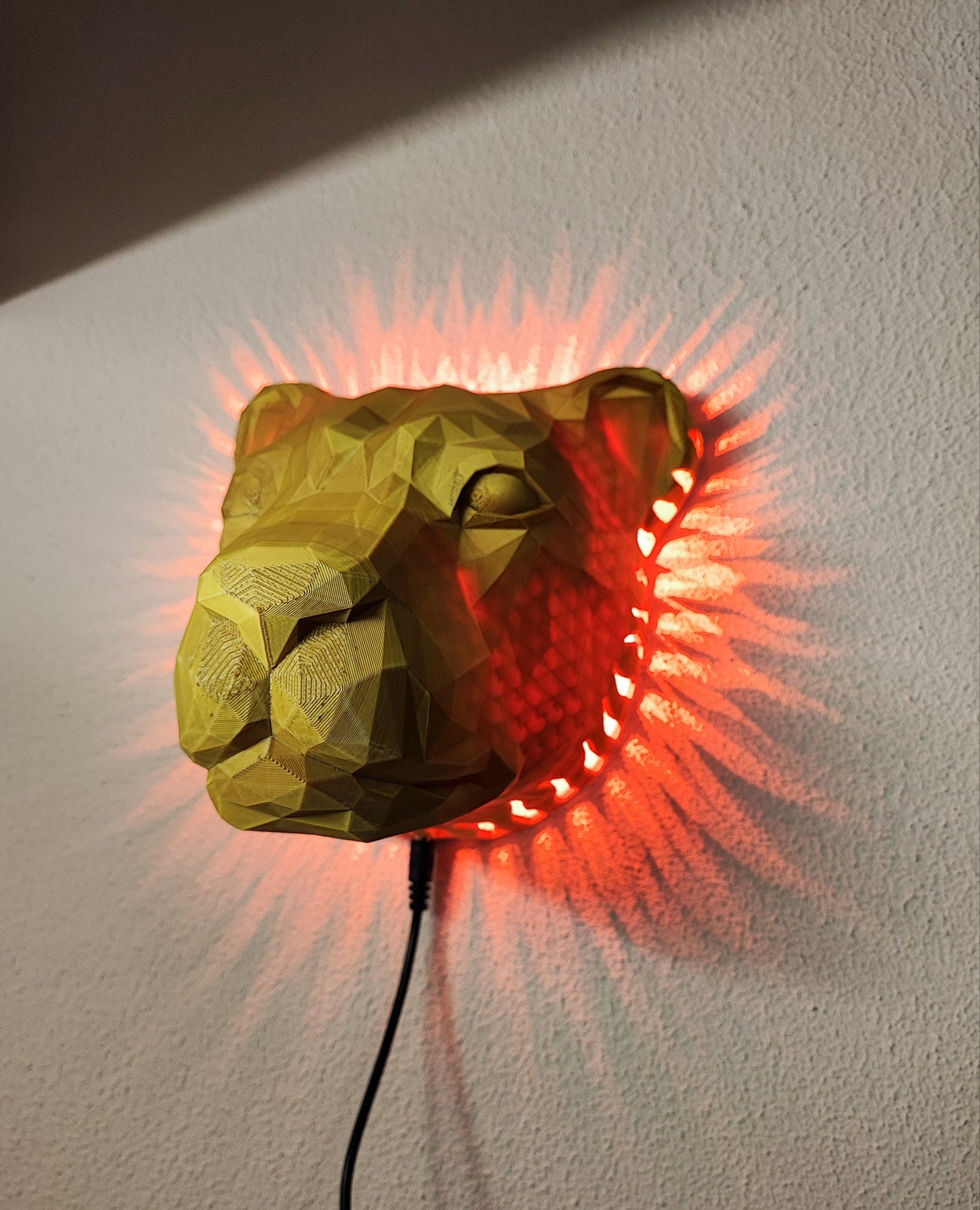 König des Lichts – 3D-Wandlampe "Löwe"